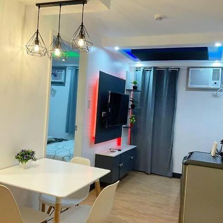 Ar02 1Bedroom Condo Unit With Free Pool, Hbo, Netflix & Wifi Davao City 외부 사진